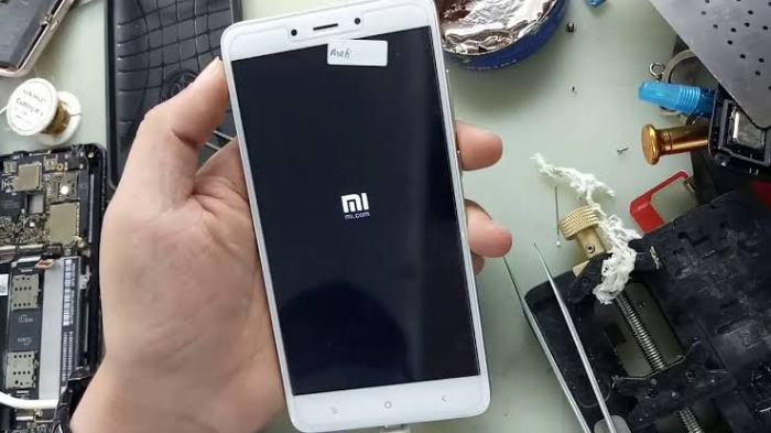 Cara mengatasi hp xiaomi mati sendiri